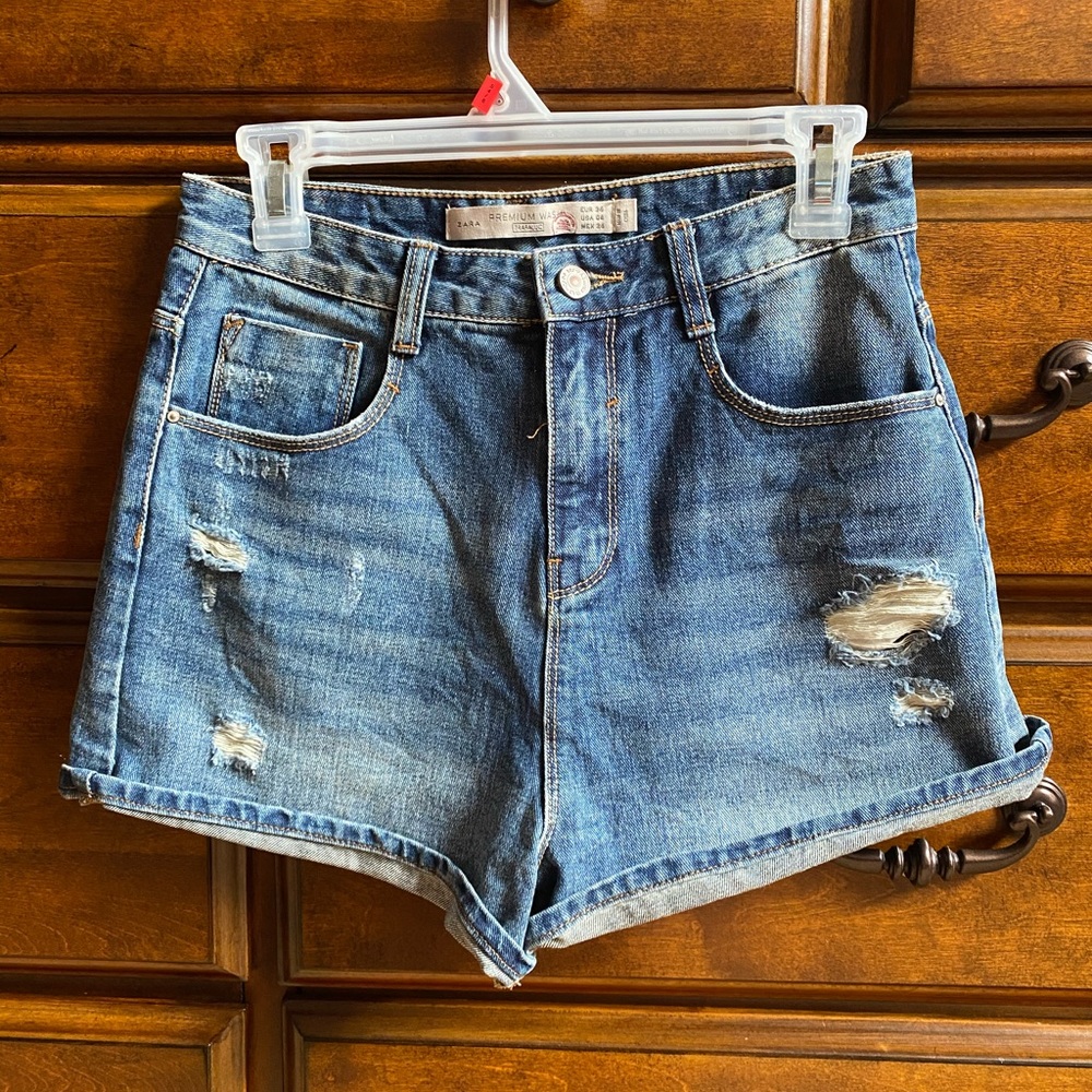 🌻3/25🌻 ZARA High Waisted Denim Shorts